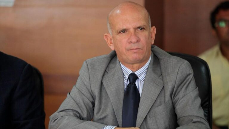 Hugo 'El Pollo' Carvajal, ex-zar de la inteligencia del chavismo, se declaró culpable de narcotráfico en EE. UU.
