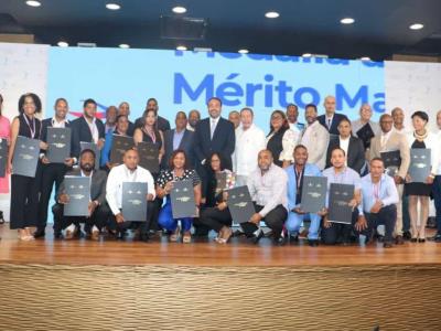 Inefi va a reconocer a maestros de educación física