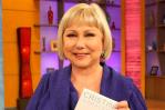 Cristina Saralegui vuelve con El show de Cristina a Univision con una entrevista a Karol G
