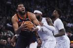 Karl-Anthony Towns superó a Al Horford en triple dobles con su actuación frente a los Mavericks