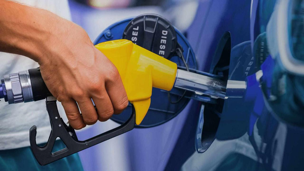 Los precios de cuatro combustibles subirán hasta RD$16.50 por galón