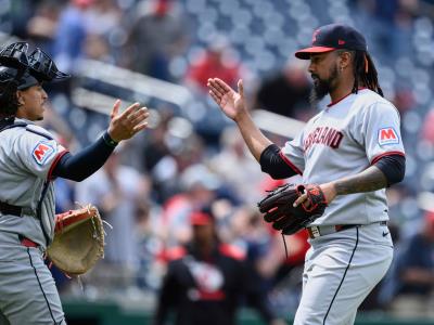 MLB: Emmanuel Clase llega a 15 rescates