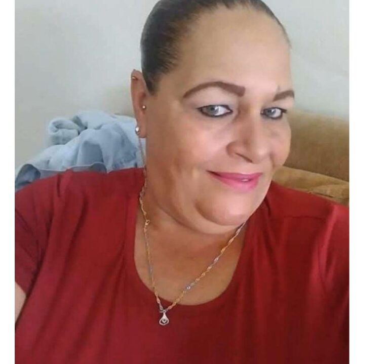 Muere mujer que permanecía hospitalizada en Santiago tras golpiza de su pareja