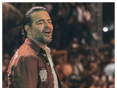 Pablo Montero en Monción; canta en la plaza y sorprende en una boda