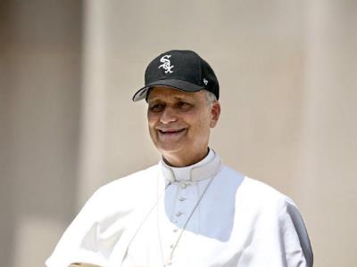 Papa León XIV sorprende con su gorra de los Medias Blancas