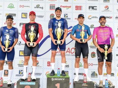 Pérez y Vega ganan “Crono” Ciclismo Máster del Cibao