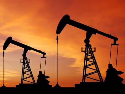 Petróleo caen más de 6% tras ataque iraní a base de EE. UU. en Catar