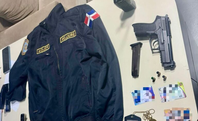 Policía y Ministerio Público detienen a seis personas e incautan armas y drogas en operativos en Santiago