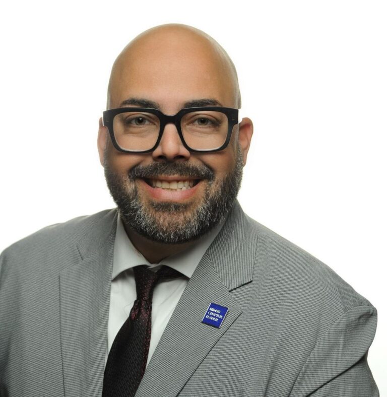 Por primera vez dominicano preside capítulo organización de tecnología de salud