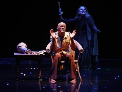 Presentación teatral: Omar y los demás en Santiago