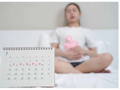 Primera menstruación: alimentos que pueden adelantarla