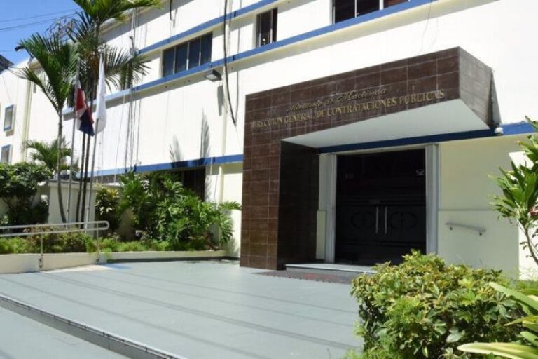 Recomiendan a Contraloría retener pagos a suplidores beneficiados en licitaciones realizadas por Inabie por presuntas irregularidades