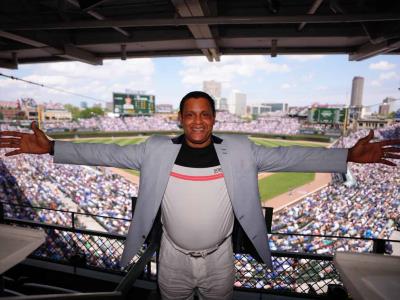 Sammy Sosa regresa a casa 21 años después, Wrigley Field ovaciona