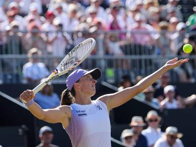 Tenis: Swiatek arranca su temporada en hierba ganando
