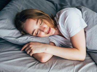 Trucos insólitos pero eficaces para dormir mejor