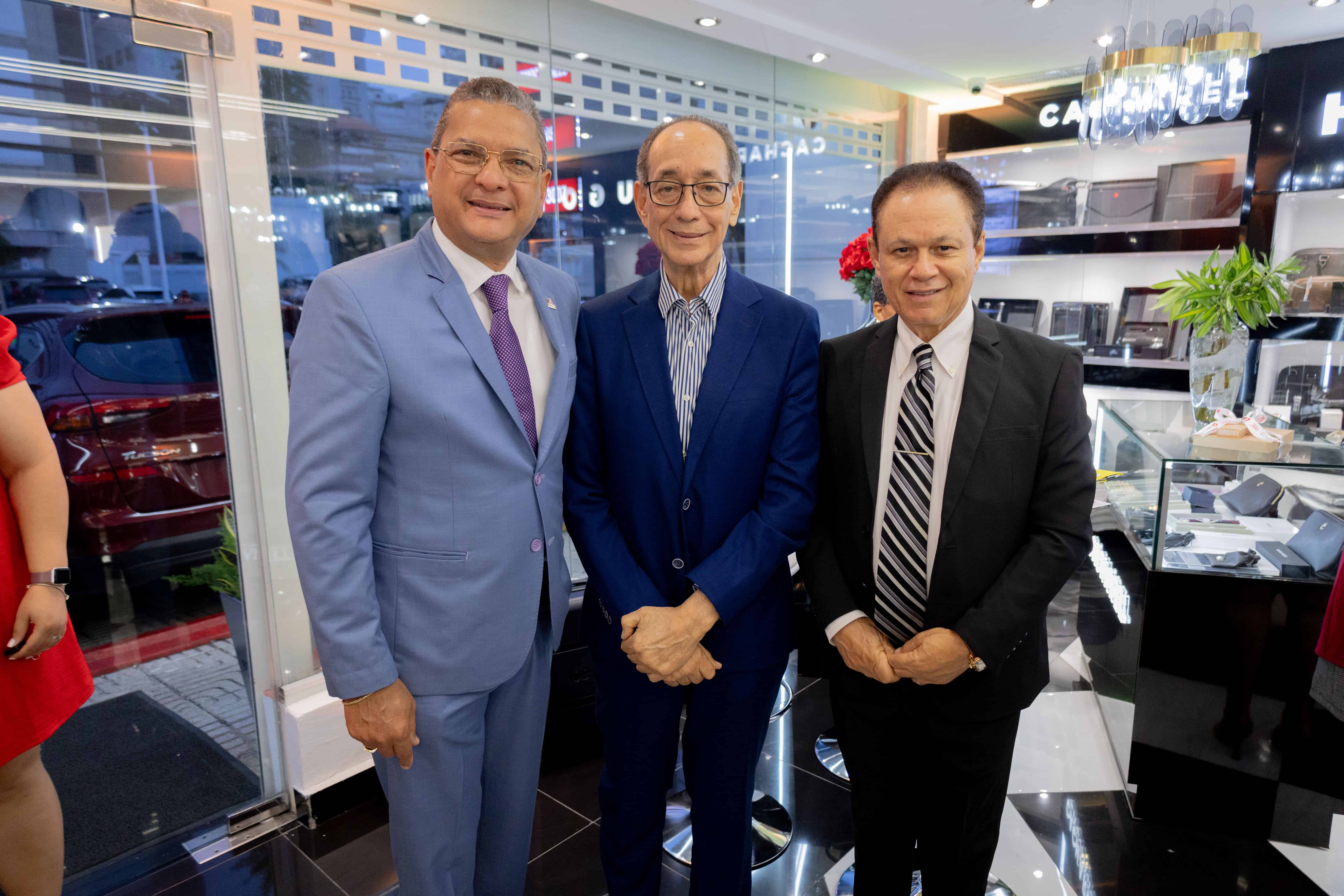 Ignacio Glass , Luis Felipe Aquino y Rodolfo Díaz.