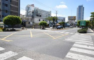 A partir del domingo quedan prohibidos los giros a la izquierda en intersecciones de la Tiradentes
