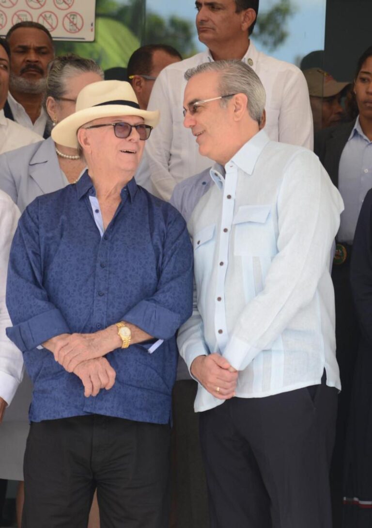 Abinader se reunirá con Hipólito el próximo viernes para discutir sobre crisis haitiana