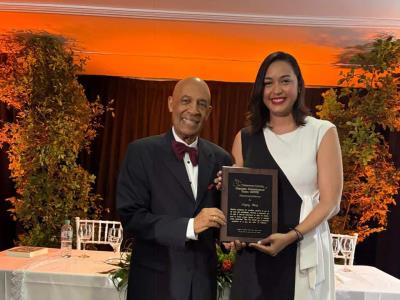 Angely Báez es homenajeada en el libro Grandes Dominicanos
