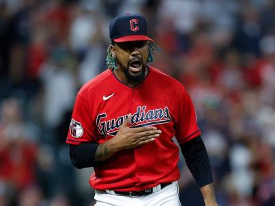 Apuestas, dopaje y edad: sombra que empaña el béisbol dominicano