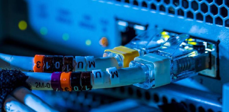 Claro confirma que dos cortes de fibra óptica afectan servicio de voz y data a nivel nacional