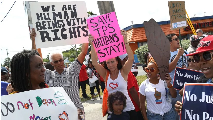 EE. UU. recomienda la autodeportación a los haitianos y venezolanos que perdieron el TPS