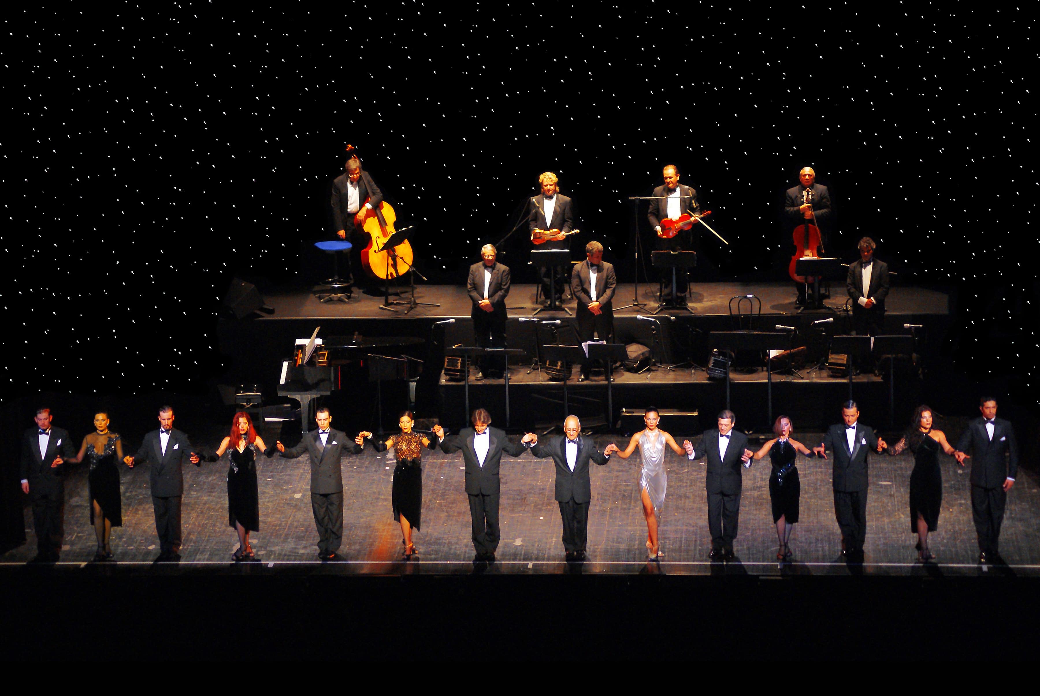 Directo desde Argentina, “Forever Tango” llega a República Dominicana con 14 bailarines, orquesta en vivo y la magia del bandoneón.