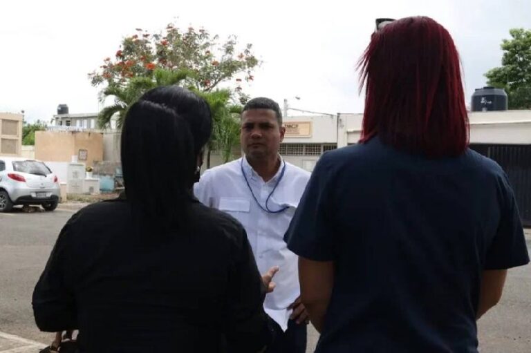 Familiares y vecinos de mujer asesinada por embarazada contradicen versión de victimaria