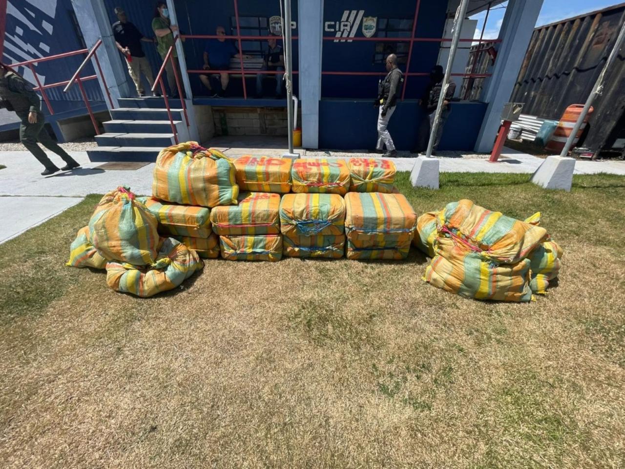 Federales sentencian a dominicano tras incautación millonaria de cocaína en Humacao