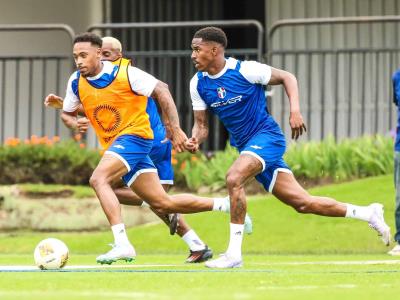 Fútbol: Junior Firpo regresa al Betis en España