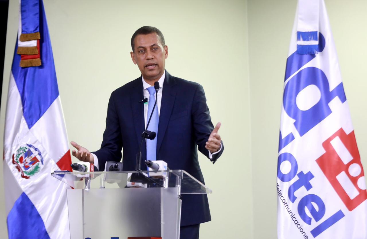 Gómez Mazara responde a Diario Libre y defiende nueva medida contra líneas irregulares