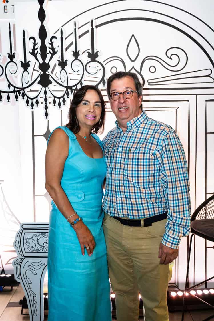 Rosa Irene de Fondeur y Ricardo Fondeur.