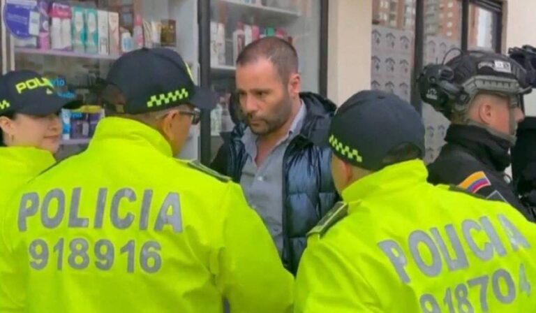 La coca en granos de café y el barco hundido en Perú: piezas claves en la captura de capo italiano en Bogotá