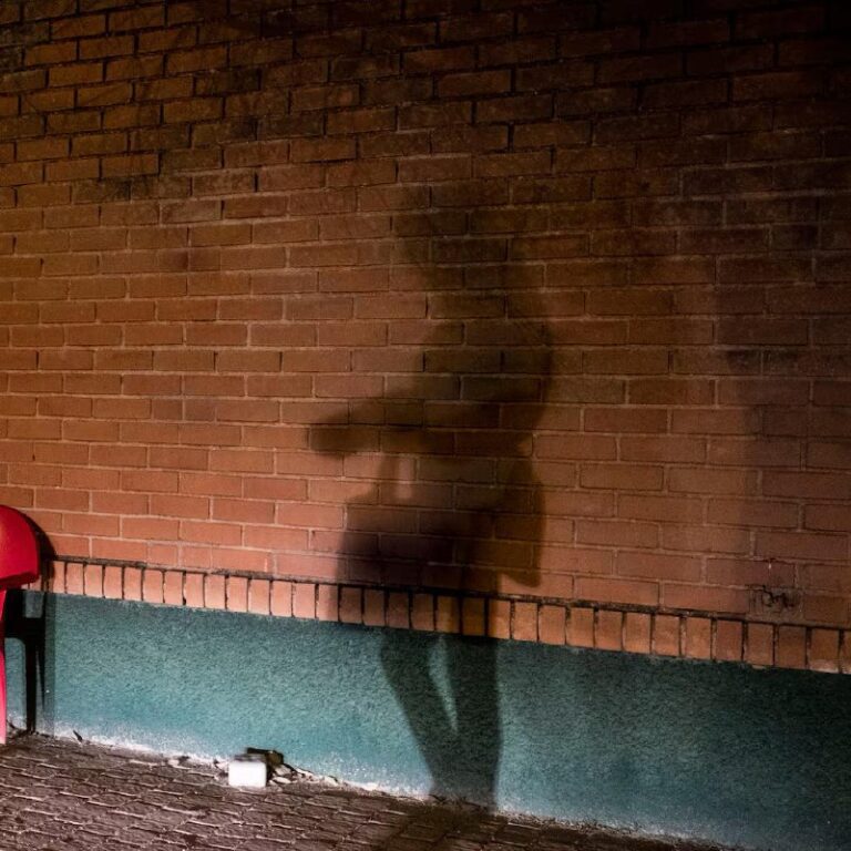 Las dominicanas representan el 12.5 % de las mujeres en prostitución en España, según estudio