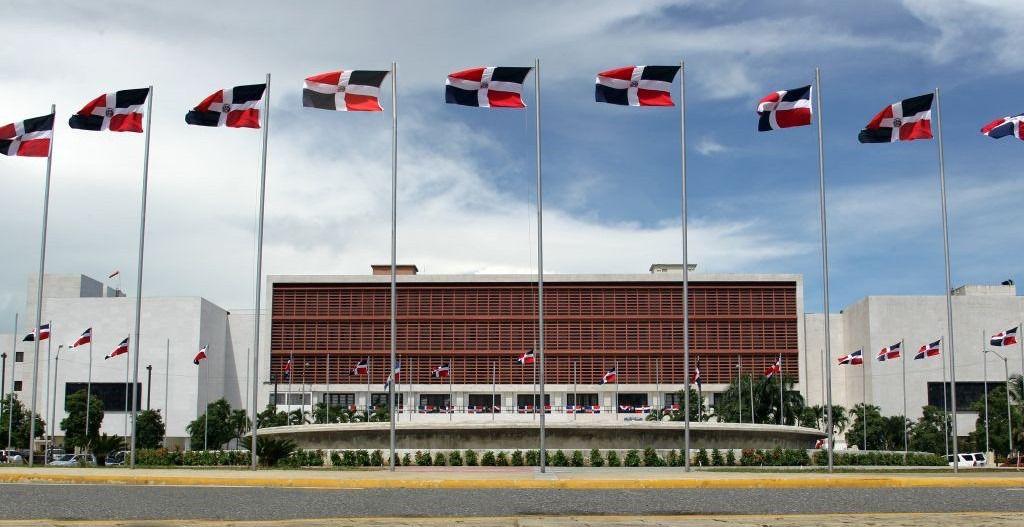 Los diputados convierten en ley fusión de Hacienda y de Economía tras dos meses de estudio