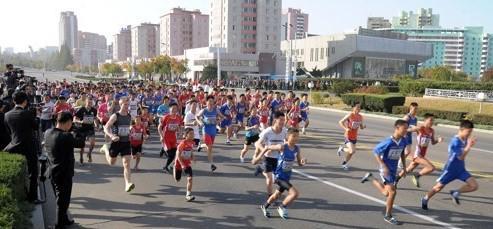Maratón: Un atleta aficionado muere tras colapsar cerca de la meta