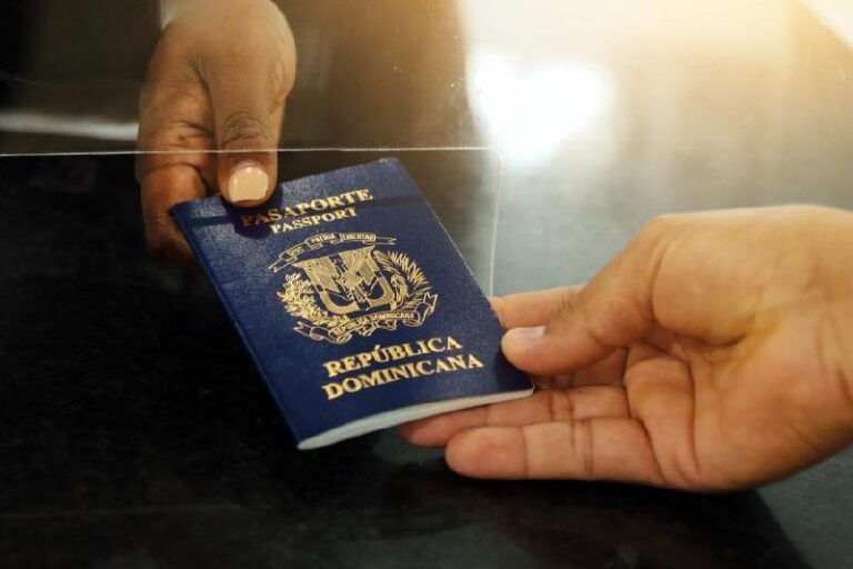 Más de 70 países permiten entrada sin visa a dominicanos en julio de 2025