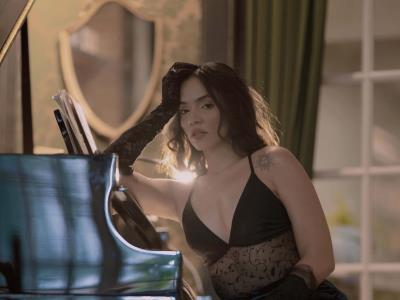 Pirou estrena videoclip de Mi cuerpo arde con Guille Martín
