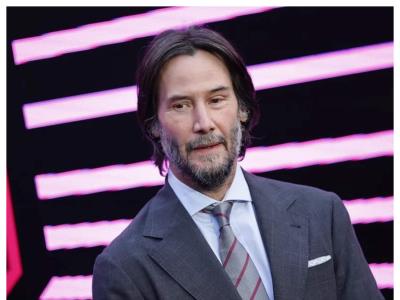 Policía de Chile devuelve al FBI relojes robados a Keanu Reeves