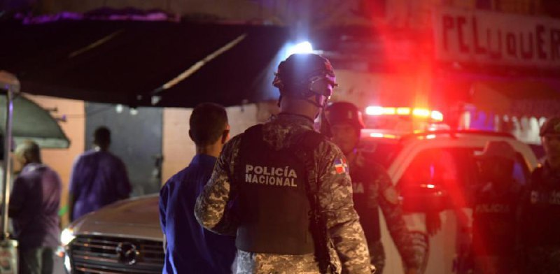 Policías que impidan a ciudadanos grabación de arrestos serían penados con hasta un año de prisión
