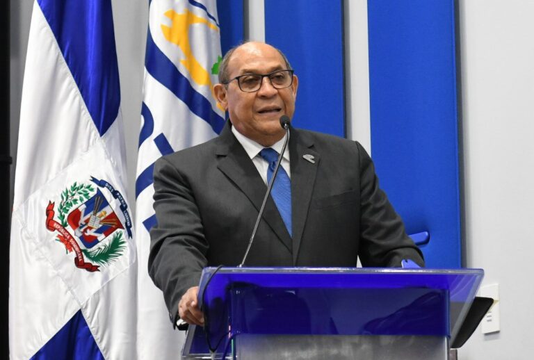 Santos Badía aboga por dominicanizar mano de obra: “No hay trabajador más complicado que un haitiano”