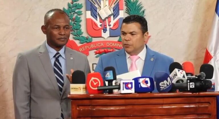 Tobías Crespo somete proyecto para declarar área protegida nacional el Jardín Botánico y otras áreas en SD