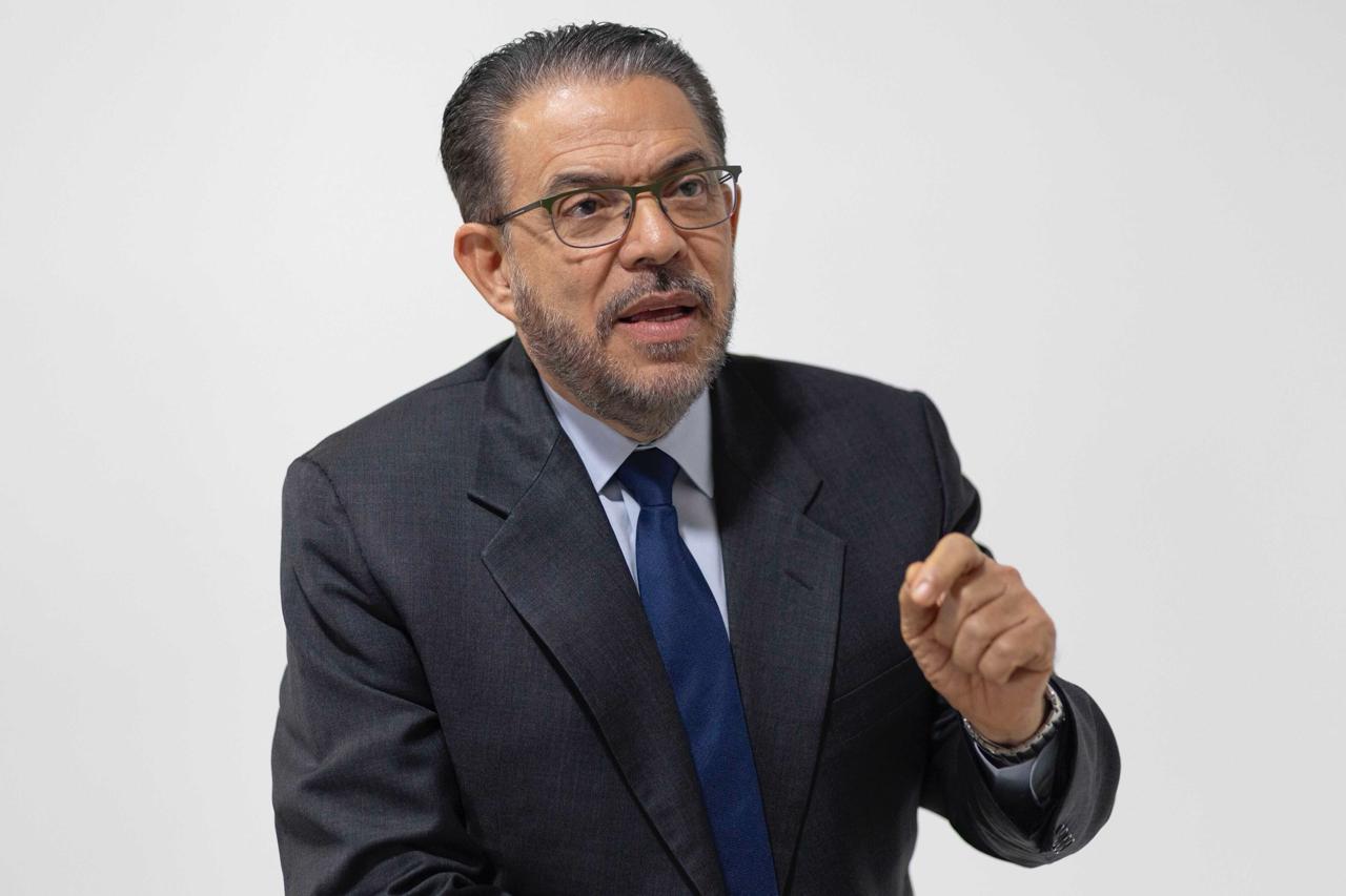 Tormenta política tras anuncio de Guillermo Moreno: legisladores del PRM y FP lo acusan de desleal y oportunista
