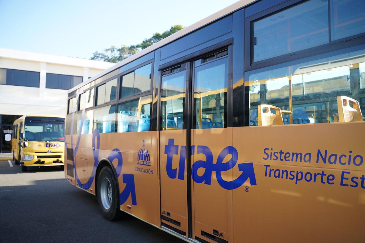 Trae se reunirá con colegios privados para integrar transporte estudiantil al sistema público