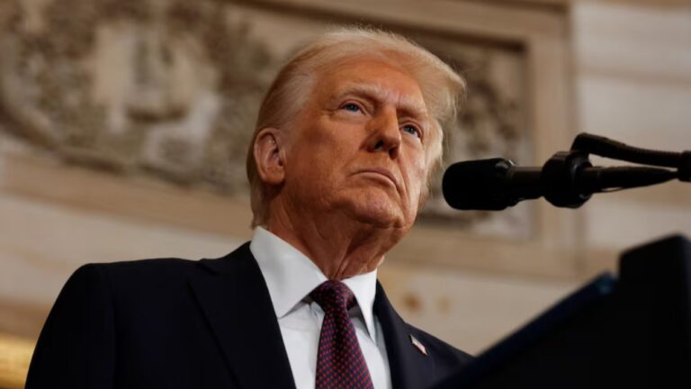Trump anuncia aranceles del 20 % para Filipinas y del 25 al 30 % para otros cinco países
