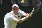 Sinner avanza con facilidad en Wimbledon, adiós prematuro de Zverev y Pegula