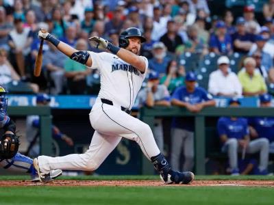 Cal Raleigh llega a 50 jonrones, el primer receptor que lo logra