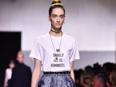 Camisetas con mensaje: la moda que habla por ti