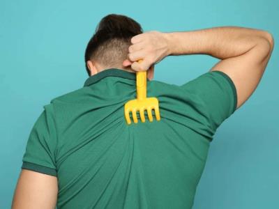 Científicos explican por qué la picazón desaparece al rascarse