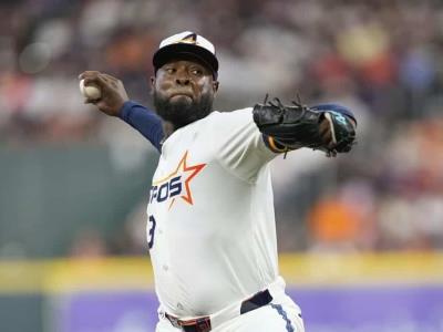 Cristian Javier abandona juego ante los Orioles